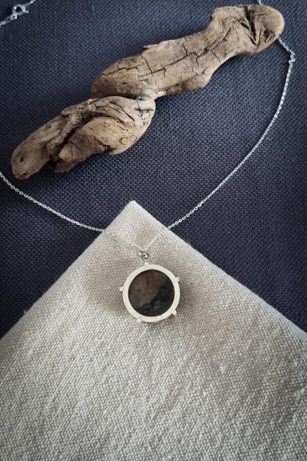 collier en argent avec jaspe paysage serti 5 griffes