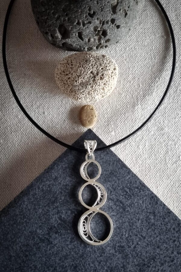 pendentif en argent filigrané