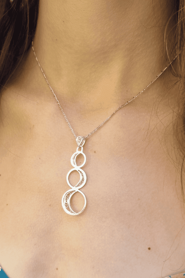 Pendentif croissant de lune