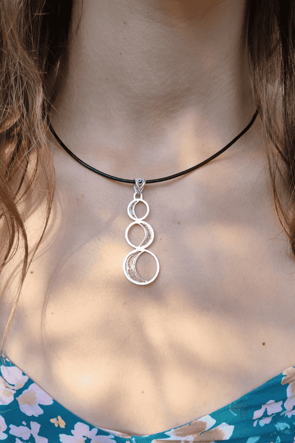 Pendentif croissant de lune