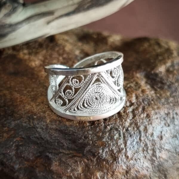 bague en argent filigran&eacute;, vent du d&eacute;sert